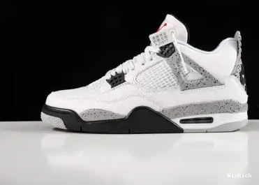 “WHITE 4 AIR OG JORDAN CEMENT” 840606-192 0701